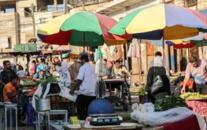 مع اغلاق المعابر واستمرار العدوان على غزة : أسعار خيالية وجيوب فارغة !